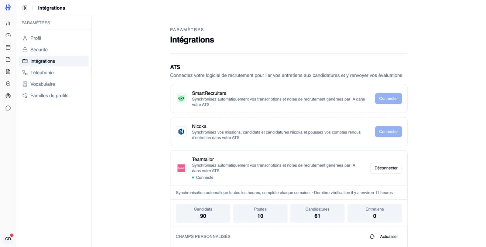 La page Intégrations de Hirify, avec les cartes SmartRecruiters, Nicoka et Teamtailor. Teamtailor est connecté et affiche ses compteurs.